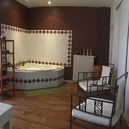 La Cigaline Couette-café 3*